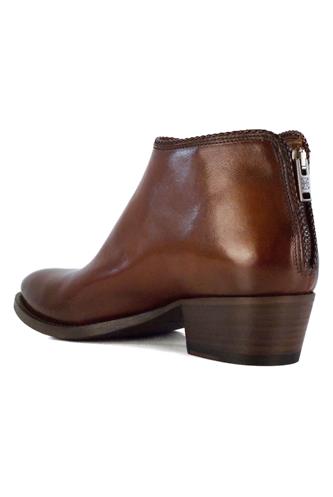 Low Boots Brown Leather