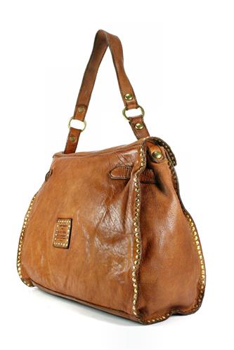Kura Shoulder Bag Cognac Leather Rivets