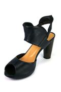 Zinlaa Black Leather