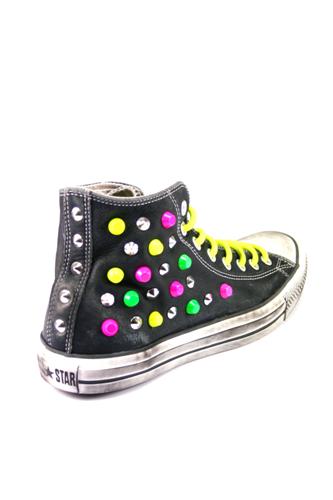 HI LEATHER NEON LTD Black Multicolor Studs
