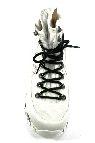 Midtreck White Nylon Vibram Outsole